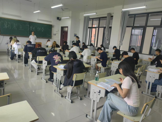 交通工程学院严肃考风考纪 筑牢诚信基石
